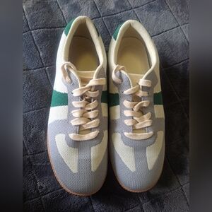 Unisex knitted mesh sneakers